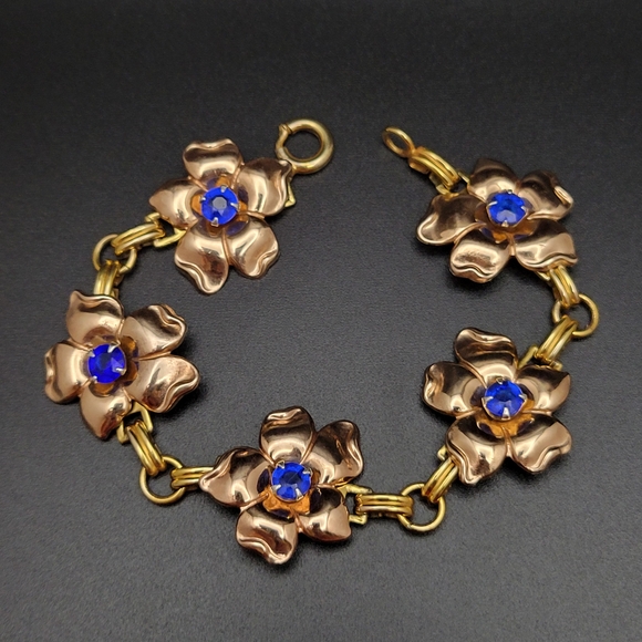 Mid Century Vintage Floral Gold Filled Bracelet with Blue Vibrant Rhinestones 7" - Picture 5 of 16